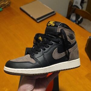 Jordan 1 High OG Palomino